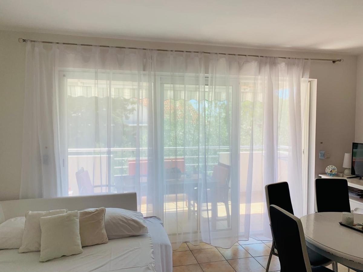 Ivana Apartment With Terrace Novalja Dış mekan fotoğraf
