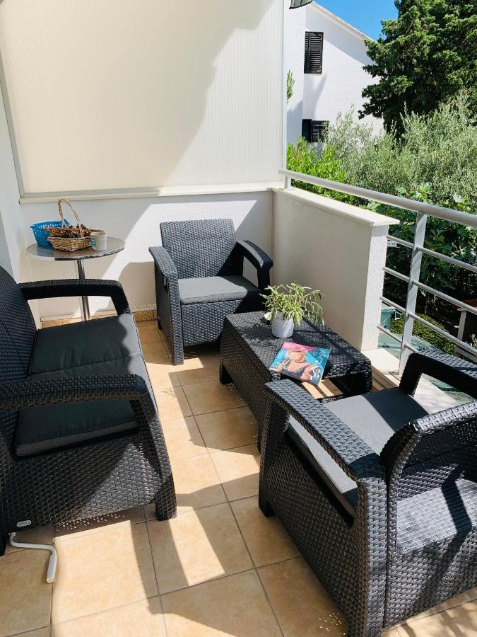 Ivana Apartment With Terrace Novalja Dış mekan fotoğraf