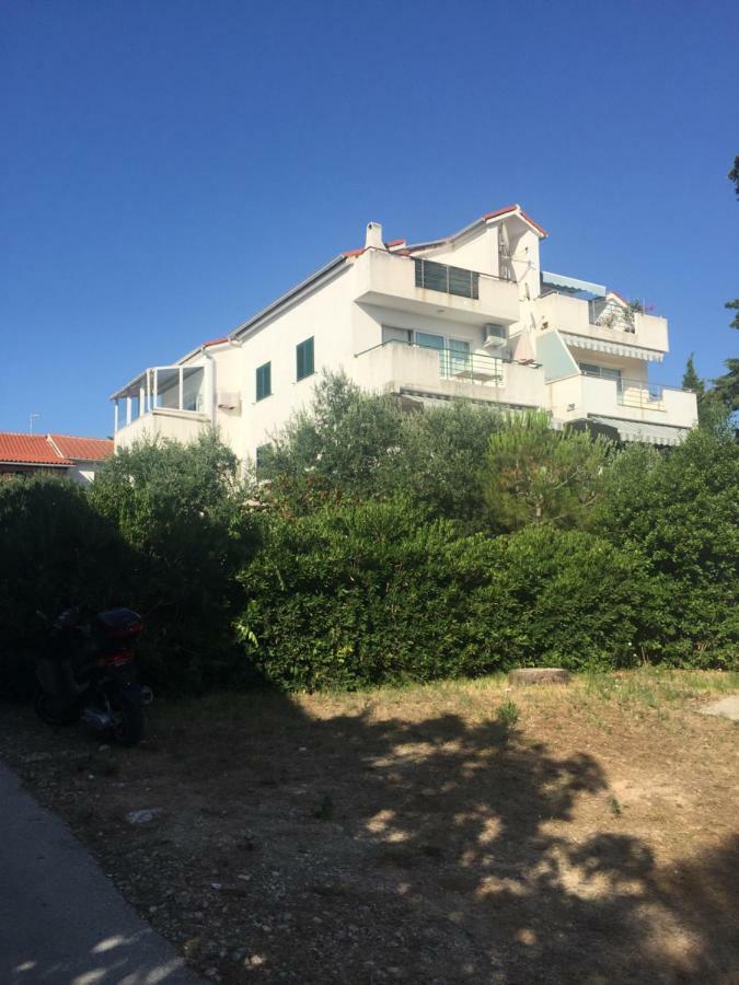 Ivana Apartment With Terrace Novalja Dış mekan fotoğraf